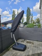 Parasol ogrodowy 