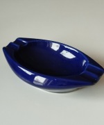 Kobaltowa popielnica "łódka", TUŁOWICE 