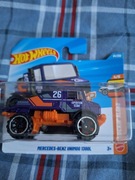 Mercedes-Benz Unimog 1300L Hot Wheels