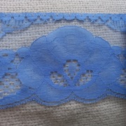 Niebieska koronka szeroka 7 cm 14 metrów