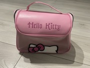Kosmetyczka damska dziewczęca kuferek Hello Kitty