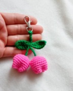 Tulipany wykonane na szydełku 