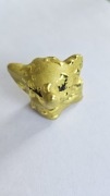 Malutki złoty słonik figurka ceramiczna
