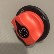 GŁÓWNY WYŁĄCZNIK PRĄDU 12V-32V 100A