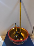 Wyroby z drewna. Xoxloma. Rosja. Chochłoma. 