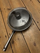 Patelnia żeliwna głęboka 25 cm SKLEPPSHULT