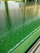 Naprawa podłóg naczepy solówki blacha ryflowana 