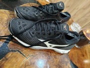 Buty halowe marki Mizuno Wave Stealth V 