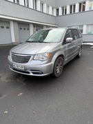 Chrysler Town & Country Limited Platinum 3.6 V6 – 2016 r. – 153 000 km