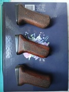 AK , chwyt pistoletowy 