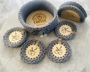 Zestaw na stół. Taca , serwetnik plus 4 podkładki kolor szary-stalowy