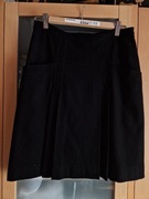 Welniana, czarna spodnica SOLAR 38