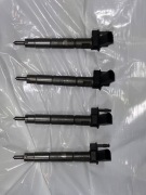 Wtryskiwacze wtrysk E83 E90 2.0D N47 Numer części : 7805428-01