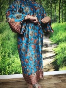 Nowe Kimono z jedwabiu z Bali,  egzotyczne ,dom, szlafrok ,długość 120 cm