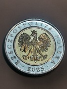 Moneta 5 złotych 2025, stan 1 destrukt menniczy, gluty na skrzydle orła (8)