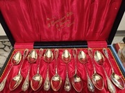 NOWE ZŁOCONE SECESYJNE ŁYŻECZKI DO KAWY FILIŻANKI MONOGRAM