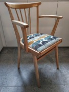 Krzesło gięte z podłokietnikami PRL Vintage 