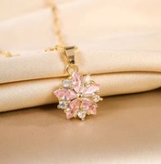 Naszyjnik różowy kwiat stal chirurgiczna