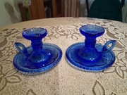 Szklane niebieskie świeczniki
