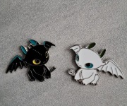 Pin przypinka broszka odznaka szczerbatek furia jak wytresowac smoka 