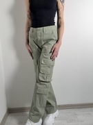 Spodnie cargo khaki, bojówki z kieszeniami, bawełna rozm. S Pull&Bear