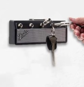 Kreatywny Uchwyt na Klucze Fender Radio Plugs – Retro Organizer