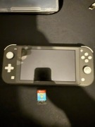 Nintendo switch lite + gra spongebob