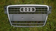 Grill atrapa Audi A4 B8 oryginał z logo producenta.
