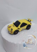 Samochód ręcznie wykonany z masy cukrowej  Seracino 