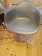 Krzesła plastikowe 