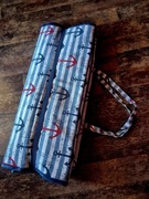 Mata plażowa granatowa z morskimi motywami składana 70x180 cm