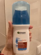 Żel do mycia twarzy Garnier PureActive ExfoBrusher z szczoteczką 150 ml