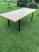 Stół dębowy  lakierowany