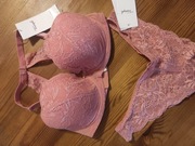 Biustonosz Usztywniany Amourette Charm WP Rózowy - Triumph 75D