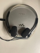 SONY Walkman D-EJ361 ze sluchawkami