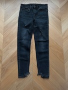 Czarne damskie spodnie rurki Stradivarius / 36