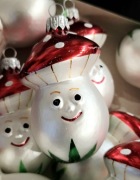 Bombki choinkowe uśmiechnięte grzybki 1 szt ozdoby na choinkę  muchomorki