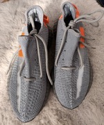 Adidas YEEZY Boost 350  V2 rozmiar 37 kolor szary