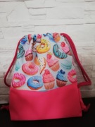 Workoplecak HANDMADE różowy donuty babeczki