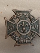 ODZNAKA KRZYŻ HARCERSKI - ZHP -CZUWAJ-ŚRUBA-SYGNOWANY MET 72