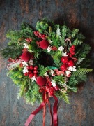 Wyjątkowy wianek świąteczny - Mikołajkowa Opowieść 