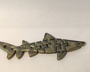 Flexi SHARK brelok do kluczy GOLD BLACK keyrambit