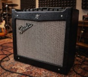 Fender Mustang II v2 