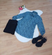 Niebieska koszula damska Beloved rozmiar S na guziki ze wzorem