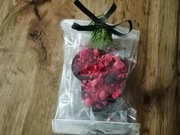 Serce z gorzkiej czekolady 70% kakao 50 g z owocami liofilizowanymi 