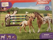 Schleich 42433 House Club
