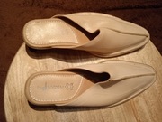 Klapki skórzane INBLU nosek szpic jasny beż r. 36