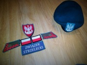Beret, naszywki i pas (Związek Strzelecki)