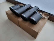 Czarne koncowki podwojne carbon Akrapovic