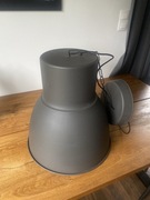 Industrialna lampa wisząca Ikea „HEKTAR „